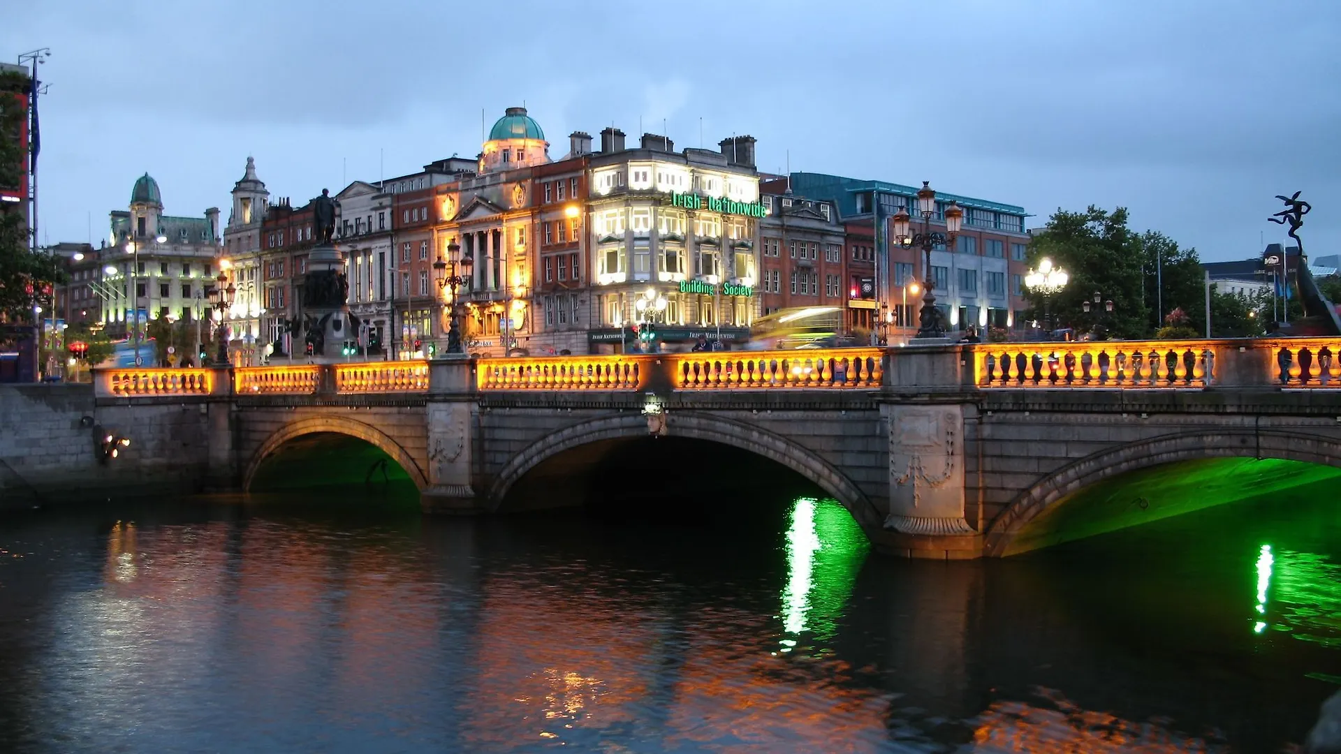 Lower Baggot Street Apartment Dublino